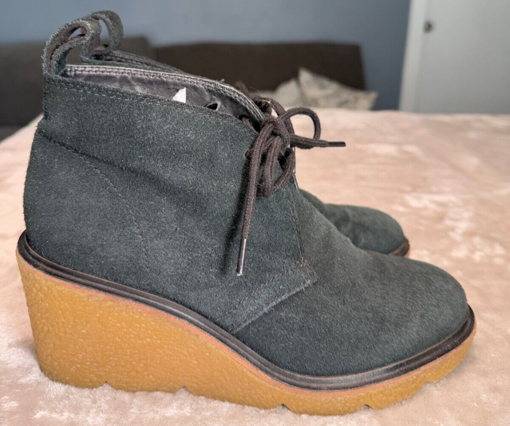 Clarks Originals Black Suede Desert Wedge Chukka Boots Womens Size 7